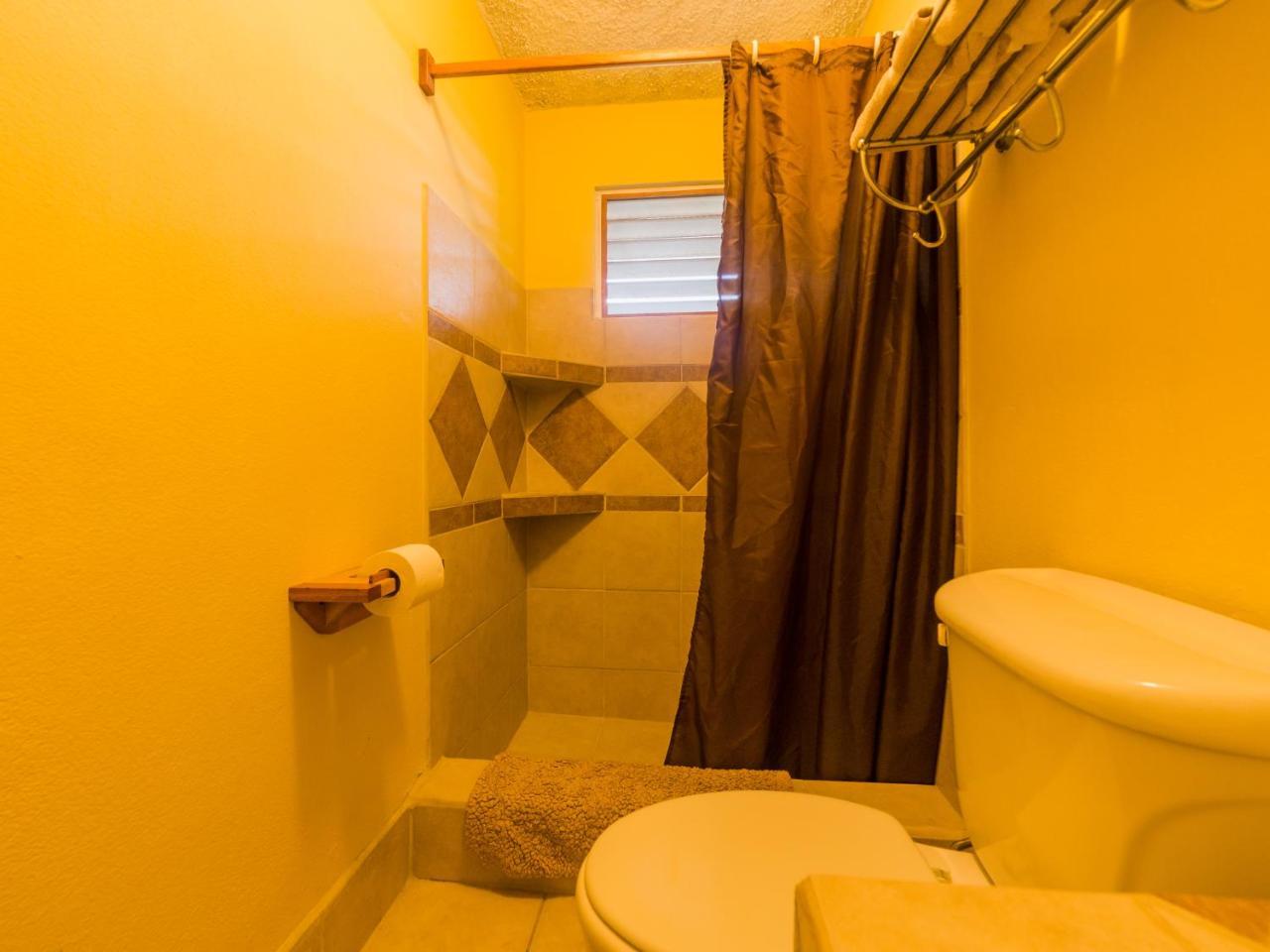 A Piece Of Ground Hostel Punta Gorda Kültér fotó