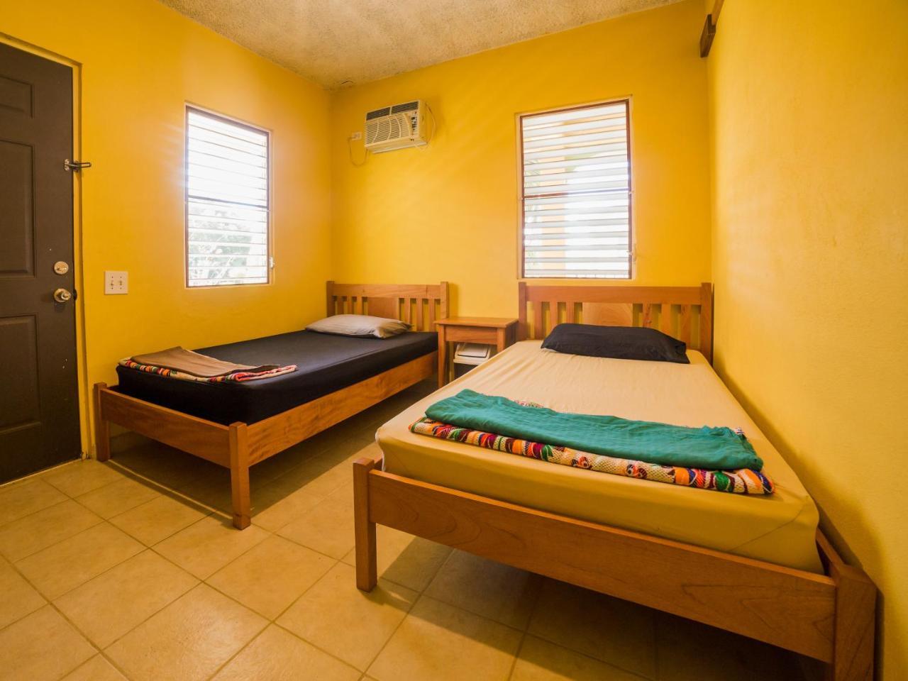 A Piece Of Ground Hostel Punta Gorda Kültér fotó